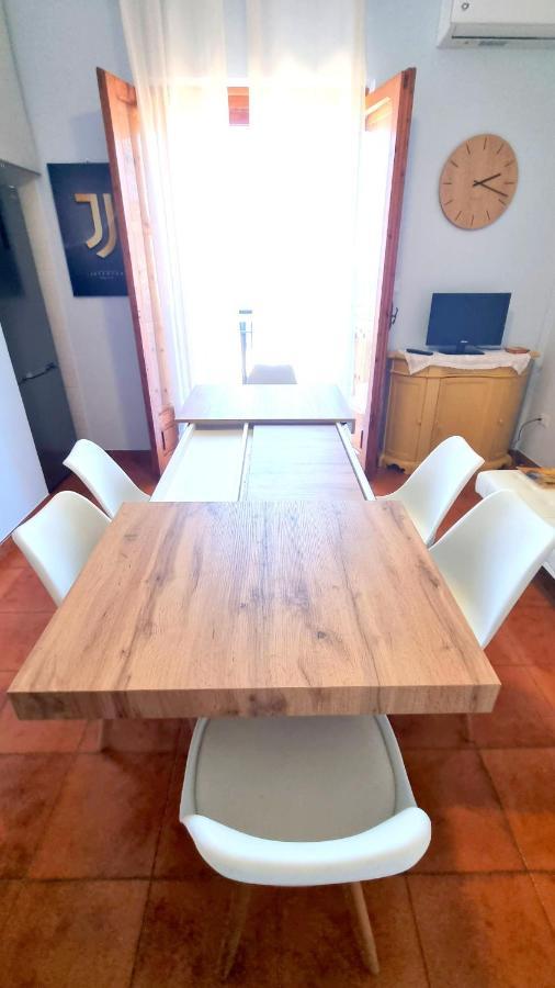 Casa Vacanze Cristoforo Colombo Holiday تراني المظهر الخارجي الصورة